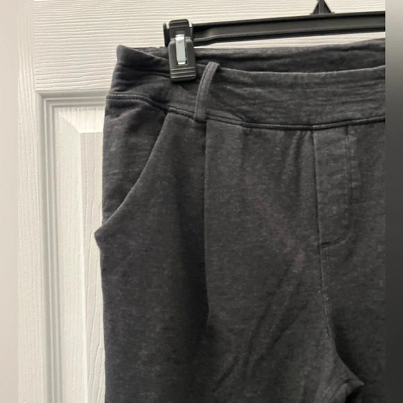 ! Lululemon Stress Less Pant Heathered Dark Grey / Soot sz 6 - Picture 7 of 10